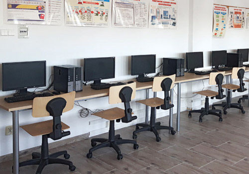 Pracownie komputerowe